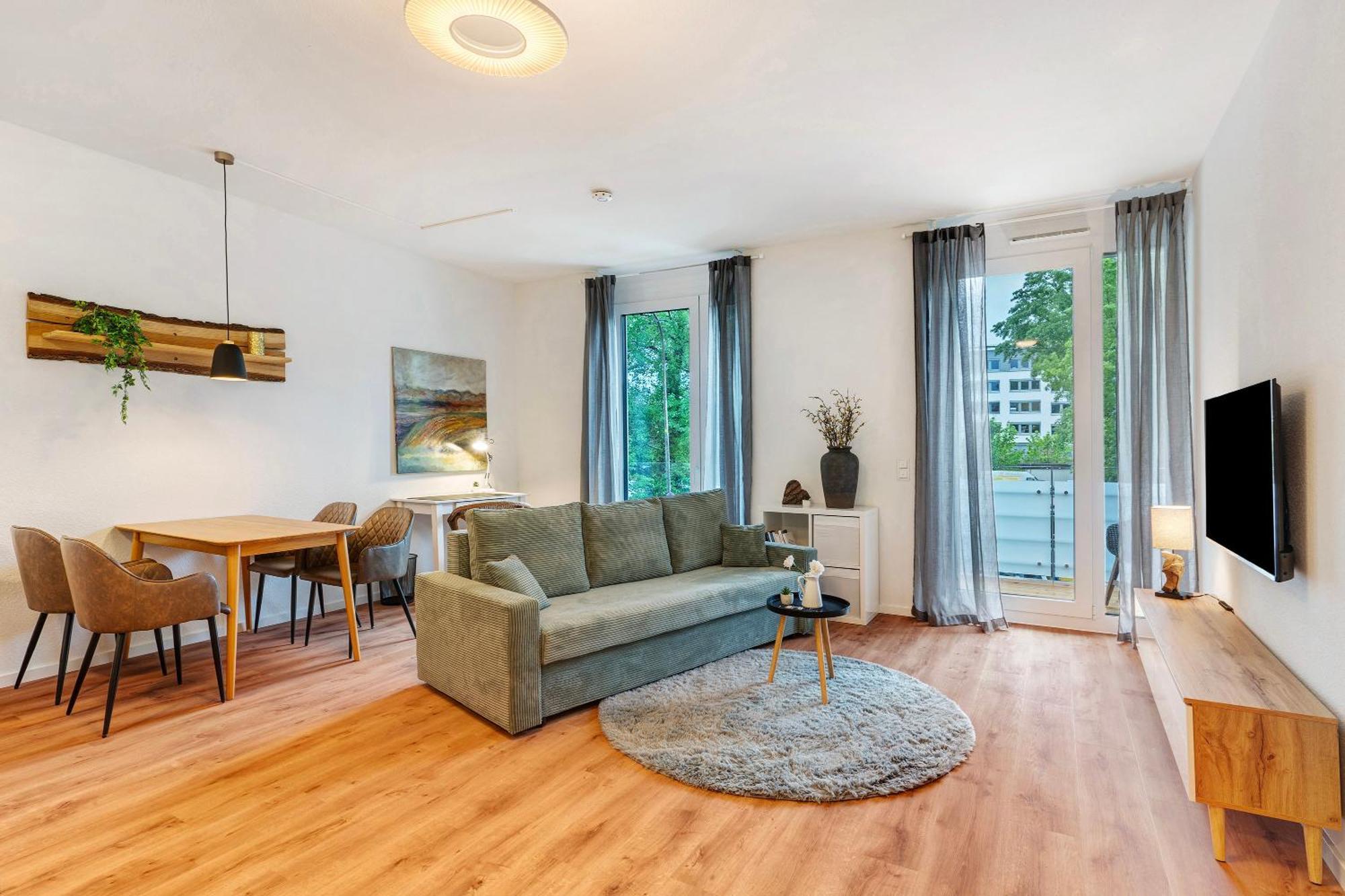 Km Style 7 Apartment *